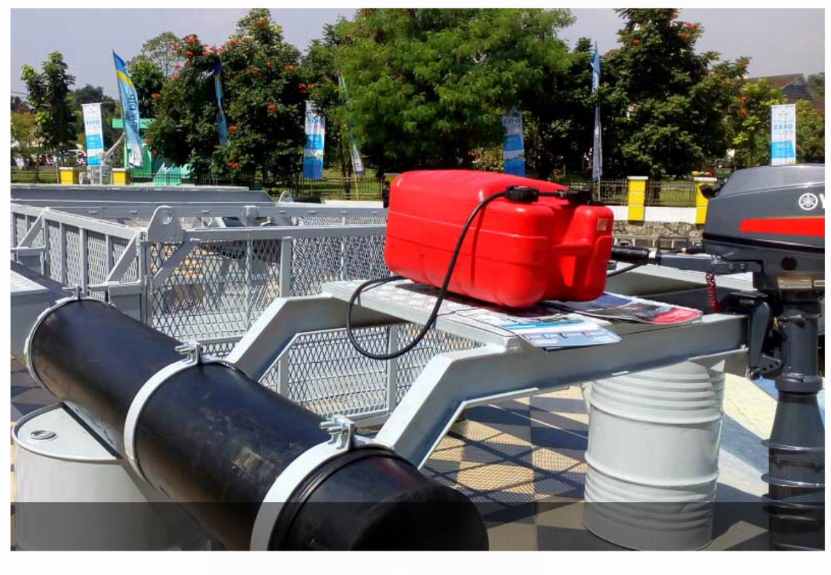 Alat penjebak sampah PT Pindad yang dihibahkan ke Pemprov Jabar