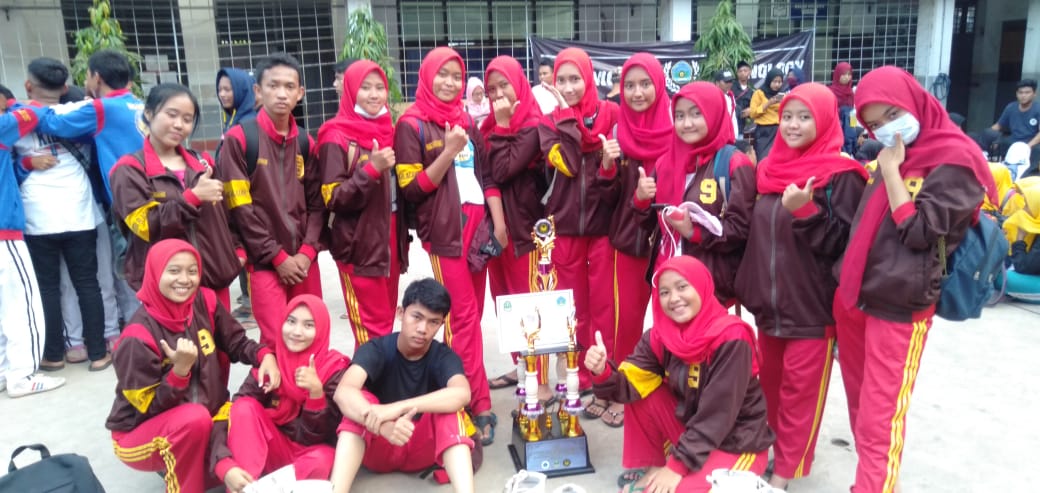 Tim Paskibra SMKN 9 Bekasi berhasil meraih juara 3 tingkat Provinsi