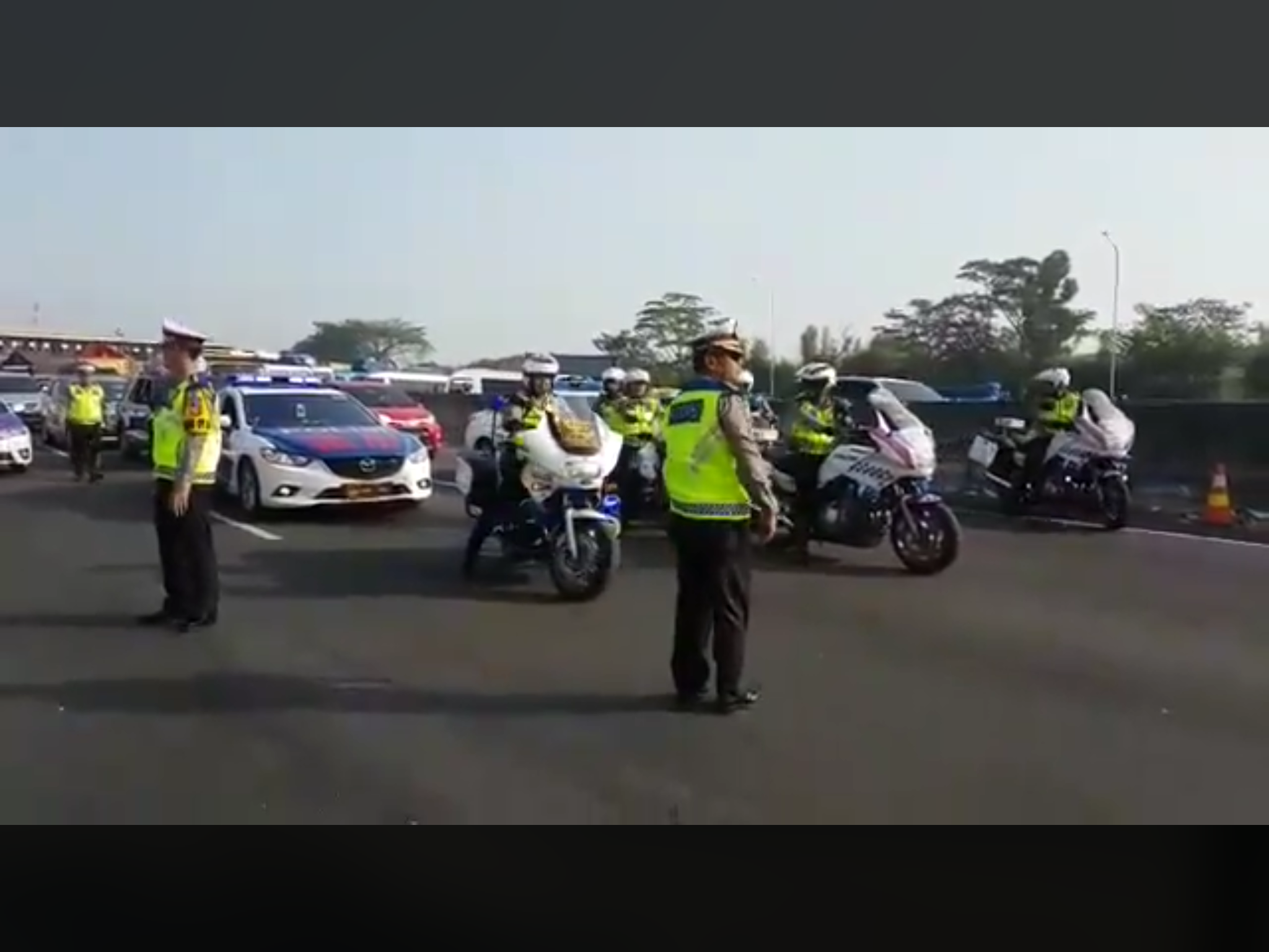 Contra flow arus mudik mulai diberlakukan hari ini