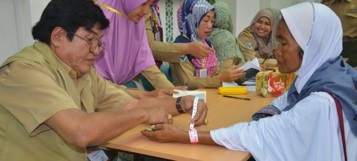 Gelang penanda kesehatan jamaah haji