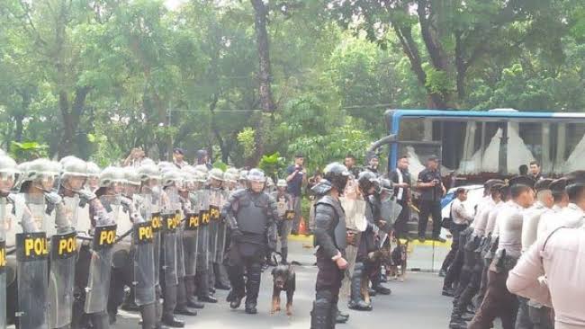 Pengamanan sidang MK oleh aparat Kepolisian