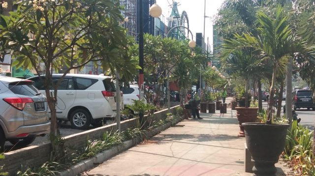 Pedestrian Jalan Ahmad Yani, Kota Bekasi