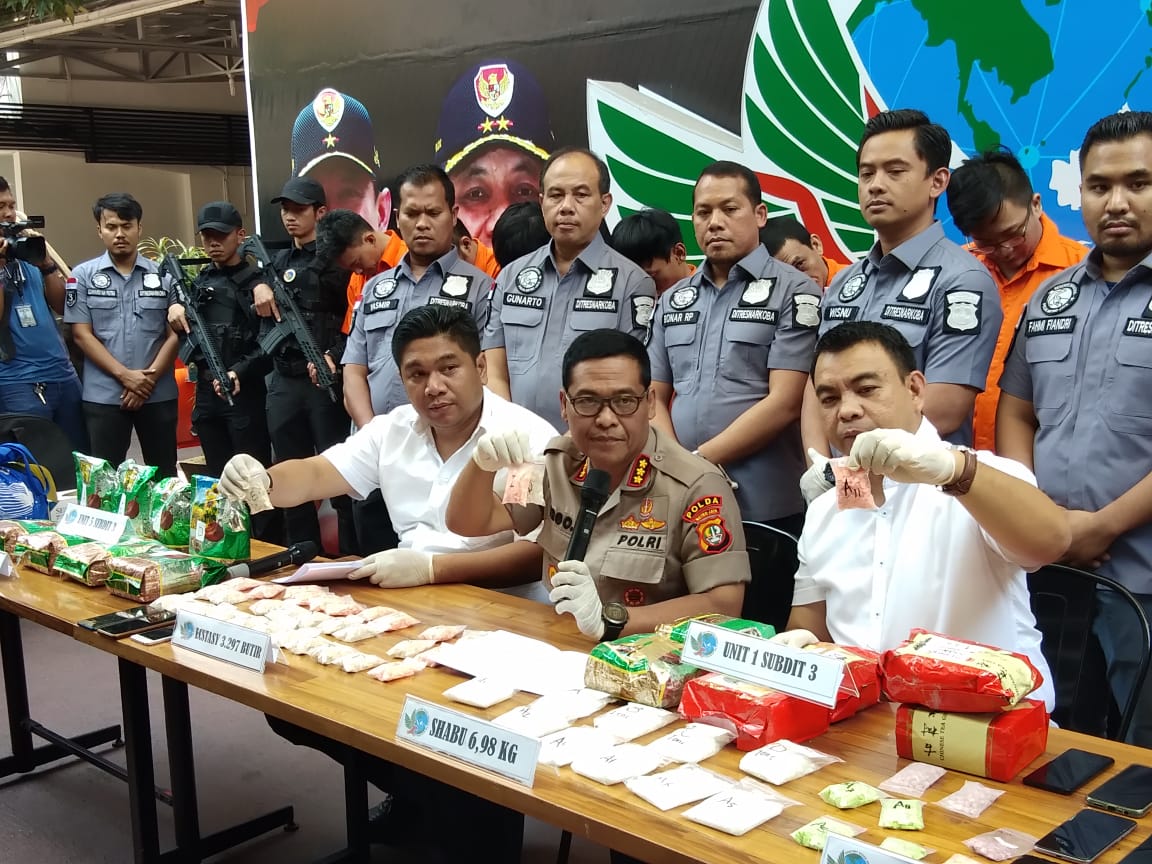 Direktorat Narkoba Polda Metro Jaya menggelar jumpa pers 