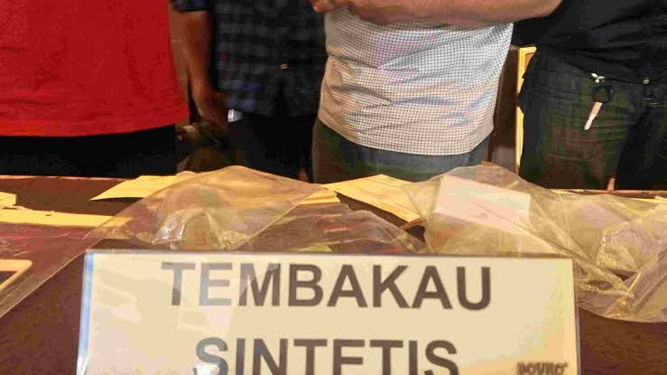 Poto: Tembakau sintesis