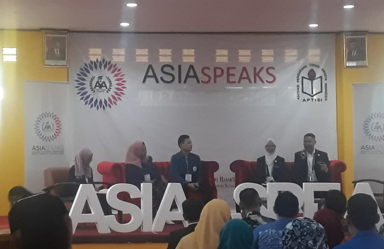 Foto: Kampus Universitas Mitra Karya (UMIKA) Bekasi bekerja sama dengan ASIA SPEAKS, menggelar kegiatan Asia Speaks Online, atau  belajar bersama antara mahasiswa Indonesia dengan mahasiswa Malaysia