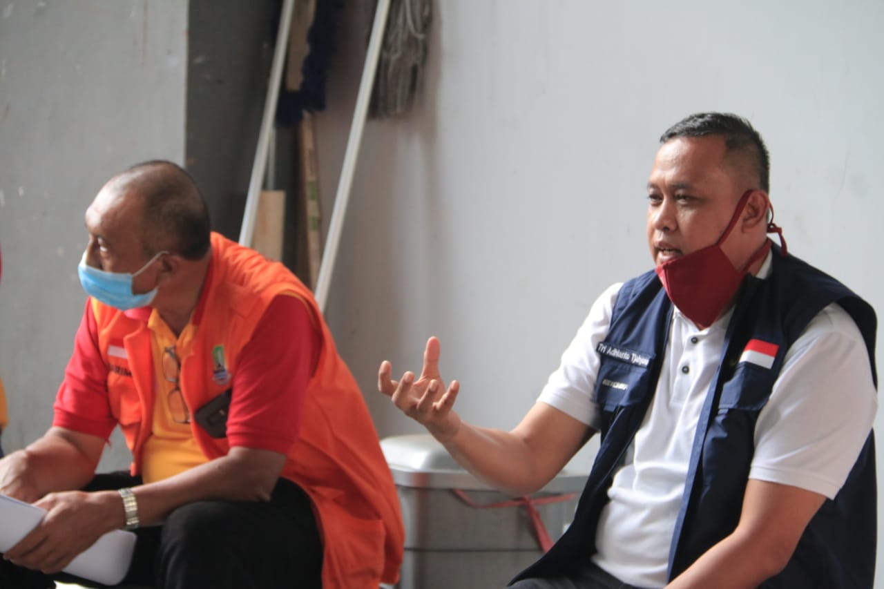 Wakil Walikota Bekasi Tri Adhianto dengan pasa Asosiasi pengusaha