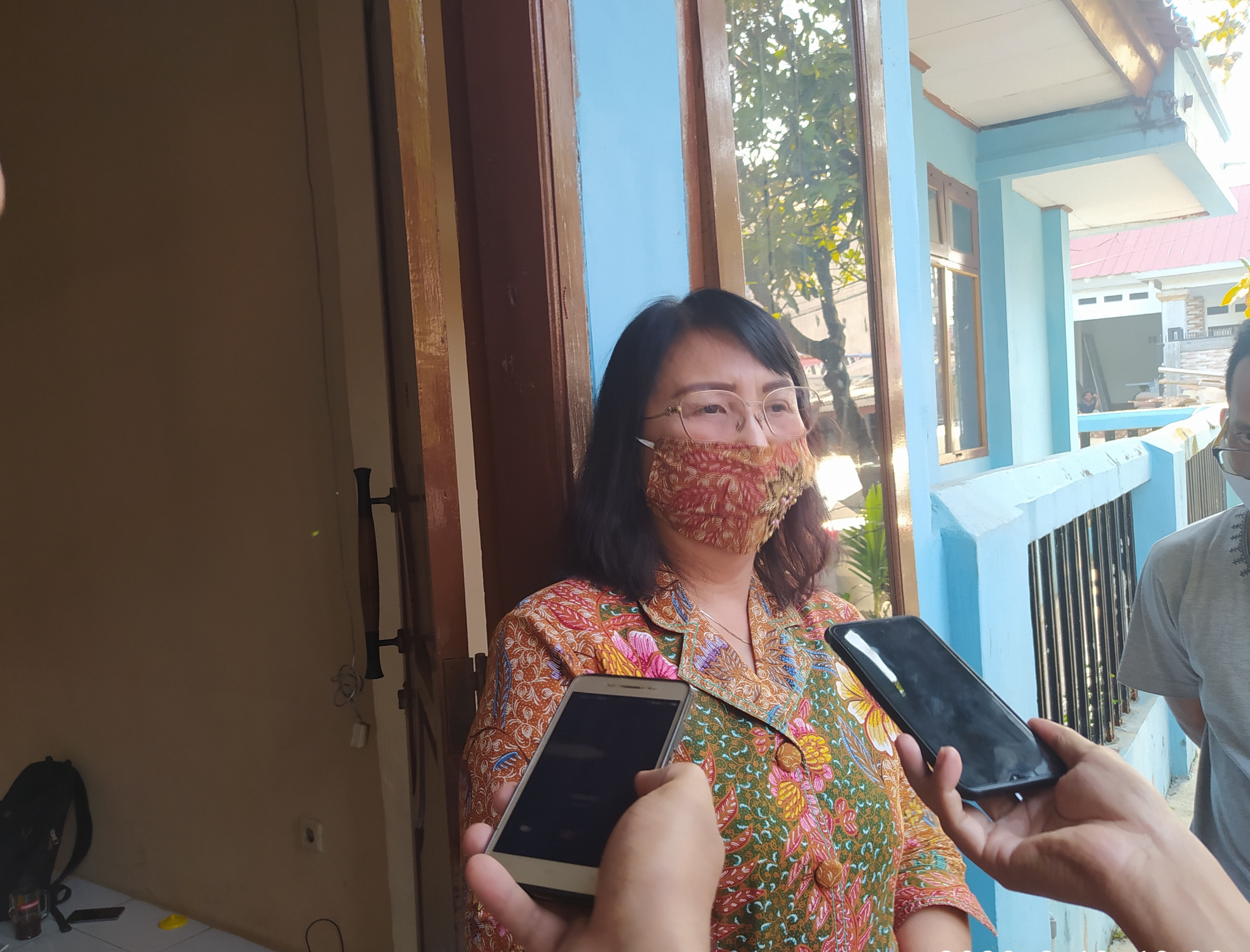 Wakil Ketua DPW Vox Point Indonesia, Murfati Lidianto usai melakukan audiensi dengan Dewan Pendidikan Kota Bekasi 