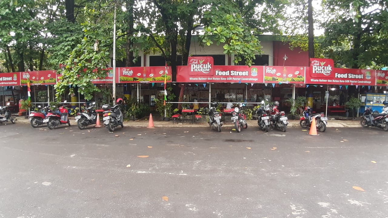Pengelola Wisata Kuliner Tantang Kawali Buktikan Penyalahgunaan RTH di GOR Bekasi