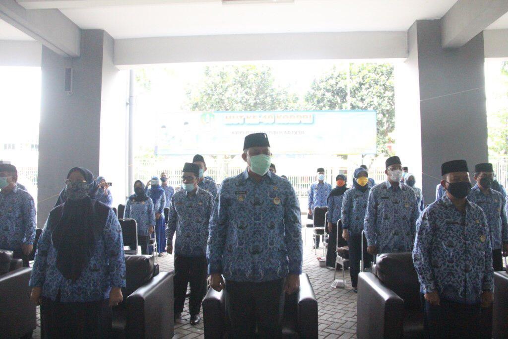 Wakil Walikota Bekasi Tri Adhianto menghadiri peringatan hari Korpri