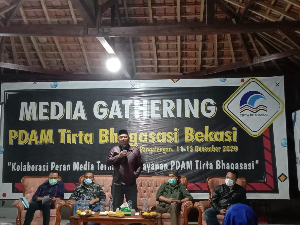 PDAM Tirta Bhagasasi saat menggelar Media gathering dengan Media