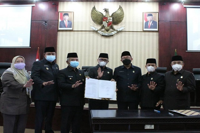 SidangParipurna LKPJ 2020