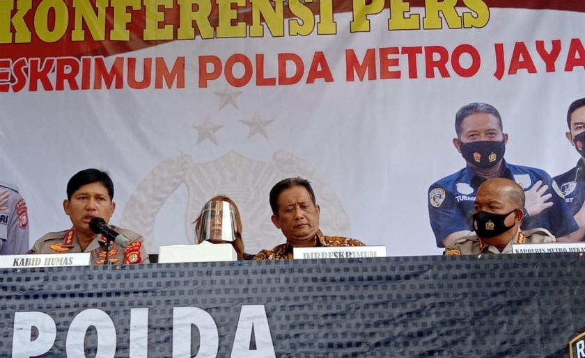 Konferensi pers pengungkapan kasus begal oleh Polda Metro Jaya