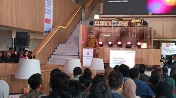Komdigi – Indosat Rilis Aplikasi Sahabat AI