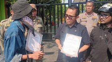 Aksi Demo Korban Ledakan SPBE Cimuning Ganjar Wali Kota Pemimpin Minim Empati