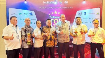 Kinerja Melesat Tajam, Perumda Tirta Patriot Raih Bintang 5 di Top BUMD Awards