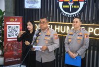 Kepala Divisi Humas Polri, Johnny Eddizon Isir